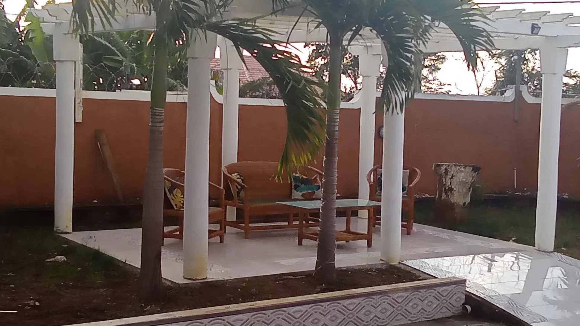 Guest house Comfort Rooms Content