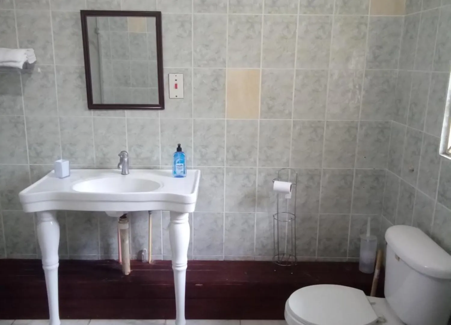 Guest house Comfort Rooms Content  Jamaica